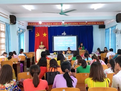 Hội nghị Cán bộ - Viên chức trường Tiểu học Phú Hòa 3 năm học 2019-2020