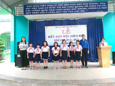 Lễ kết nạp Đội viên Năm học 2019 - 2020